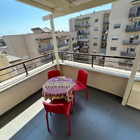 Appartement Attico Stazione - Montello 16 à Bari Extérieur photo