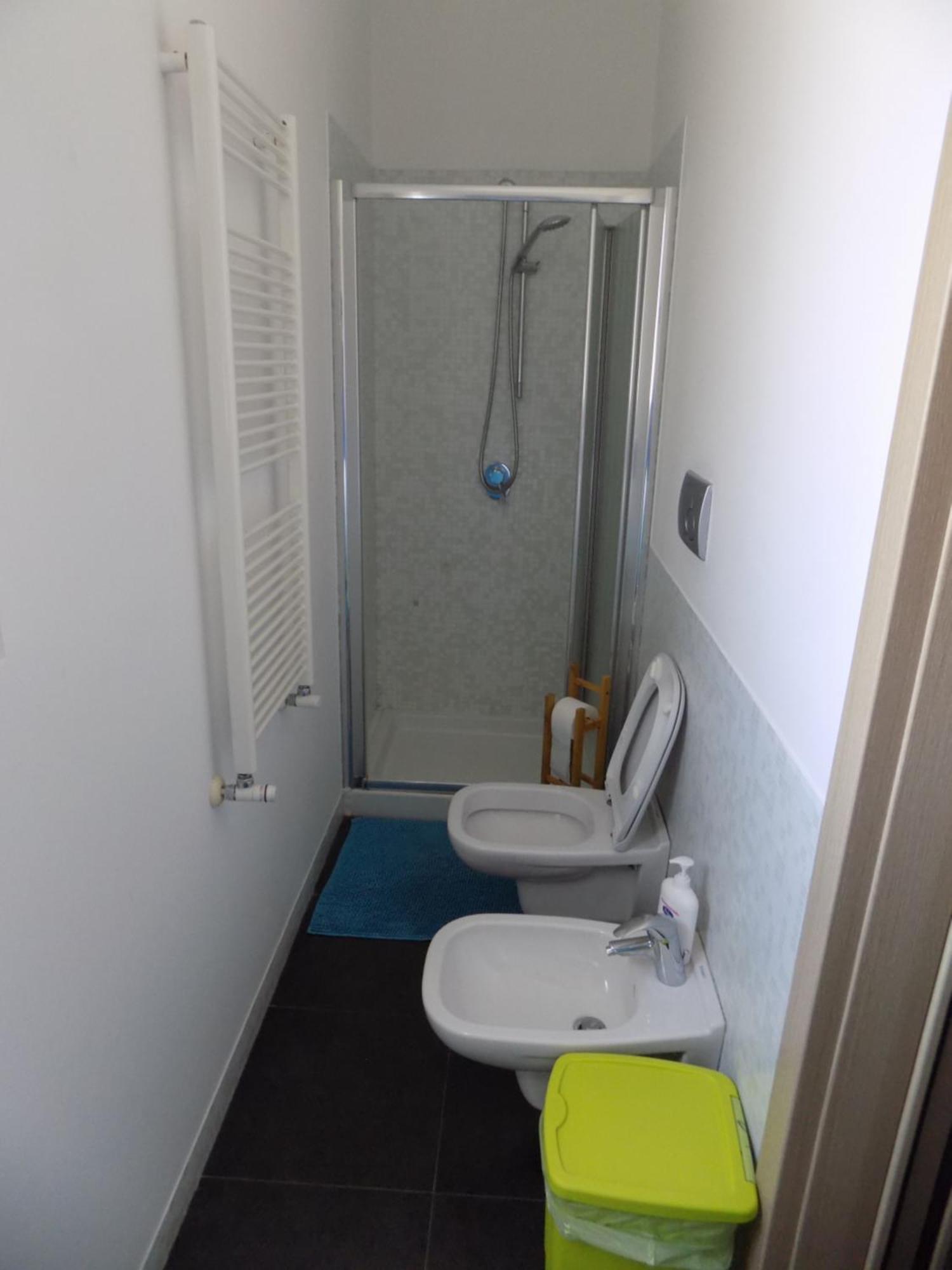 Appartement Attico Stazione - Montello 16 à Bari Extérieur photo