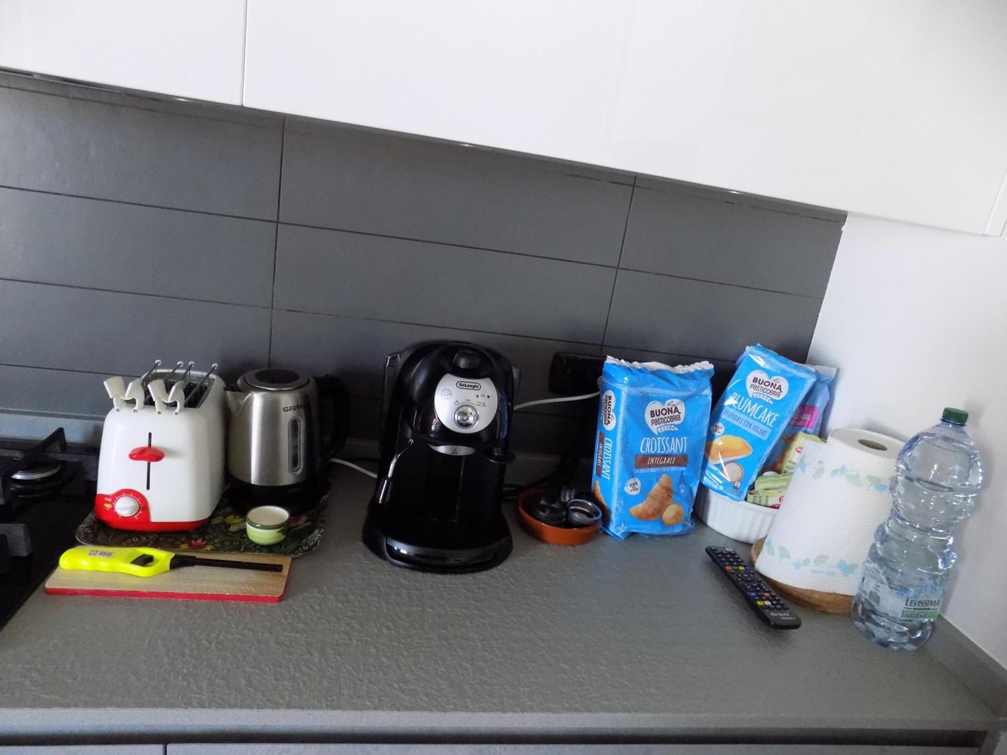 Appartement Attico Stazione - Montello 16 à Bari Extérieur photo